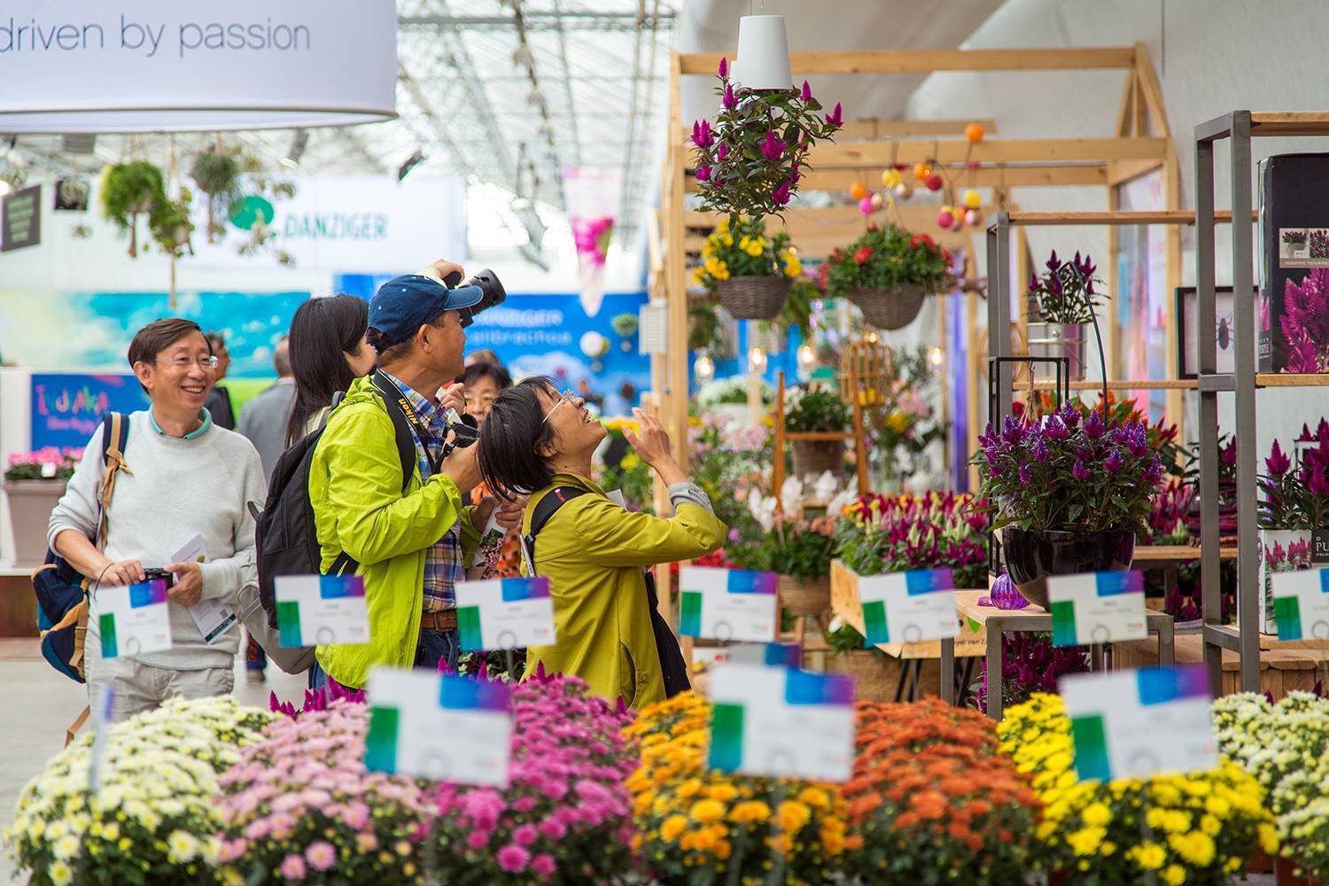 FlowerTrials_HR_inside|FlowerTrials_logo_2018_blue_JUNI|FlowerTrials_HR|FlowerTrials_HR_outside